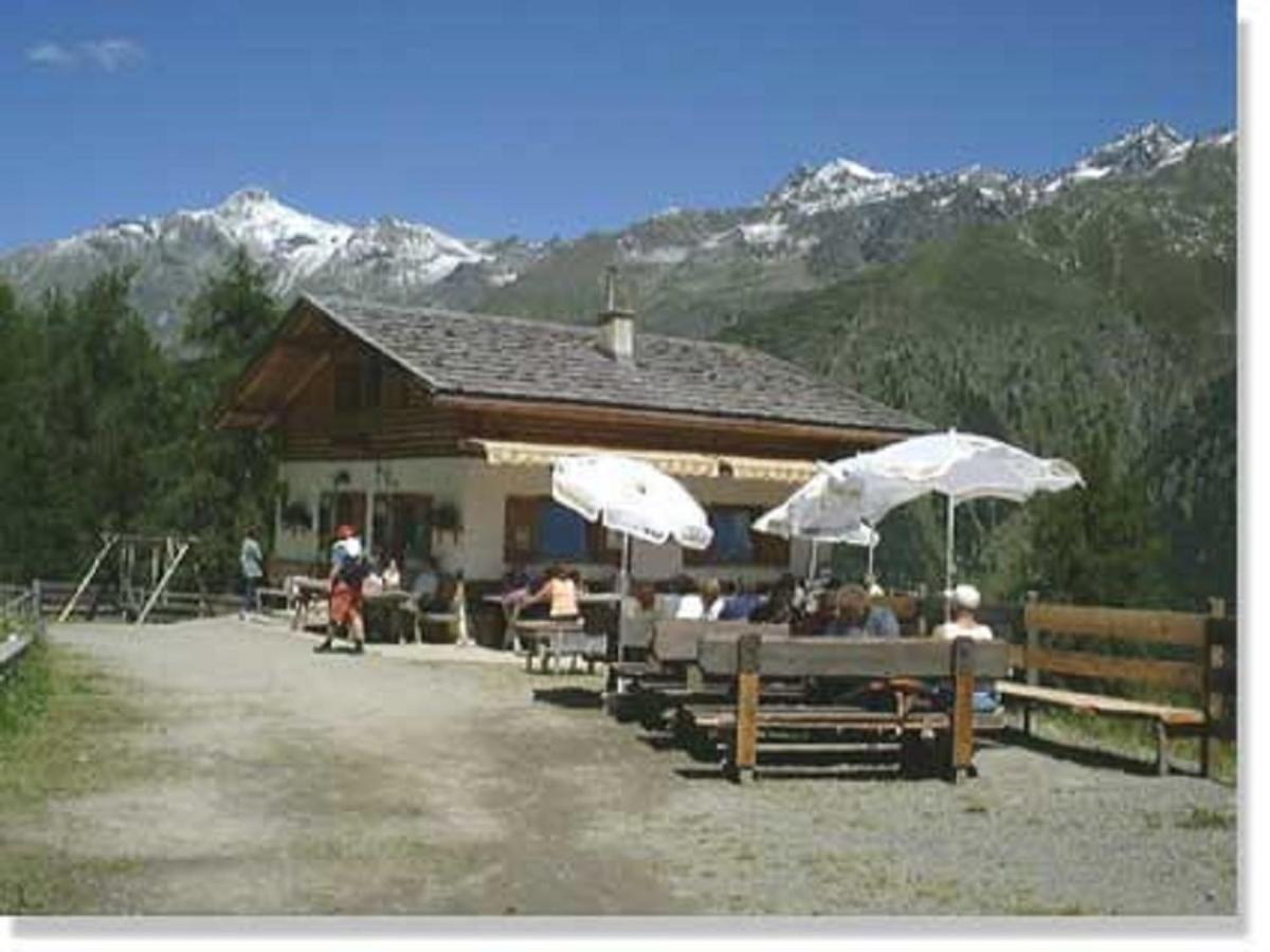 Gasthof Zur Einkehr Sankt Leonhard im Pitztal Exterior foto